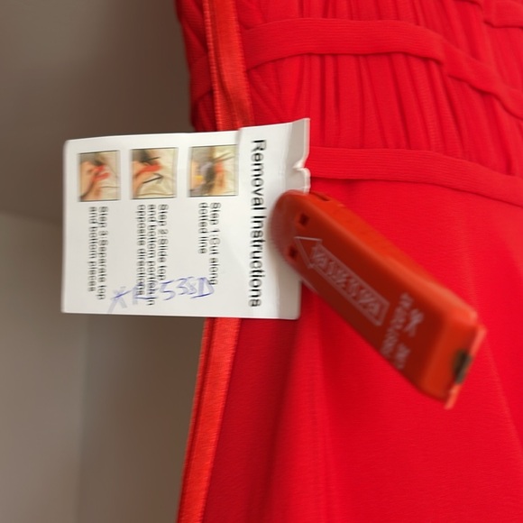 ✨NWT✨ MAC DUGGAL Ieena Chiffon A-Line Evening Gown Style No. 55379 - Picture 11 of 11